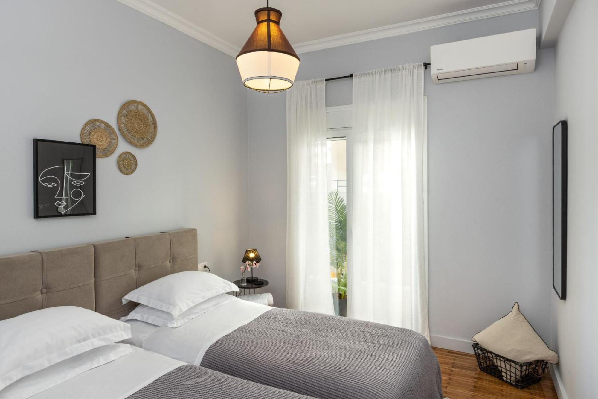 Home Of Petros Athen Exterior foto